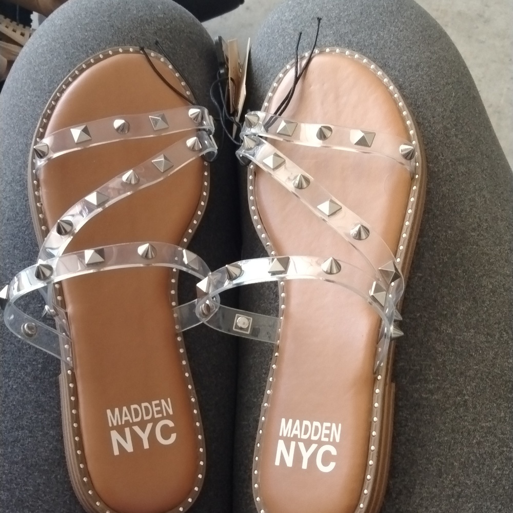 Madden girls sandals size 6
